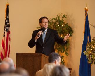 Pawlenty visits Big Lake Minnesota